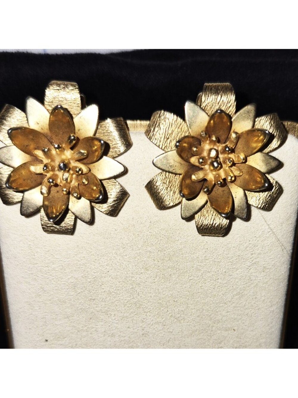 Vintage Kramer NY Gold Tone Earrings Floral Clip On